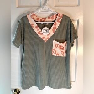 Haptics Mint Green with pink cheetah print short sleeve shirt